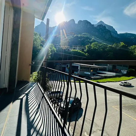 Rivers Retreat - Five Design * Lecco