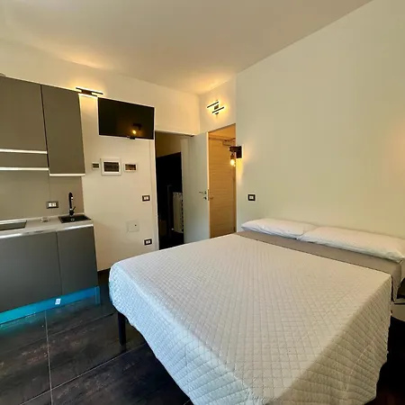 Rivers Retreat - Five Design