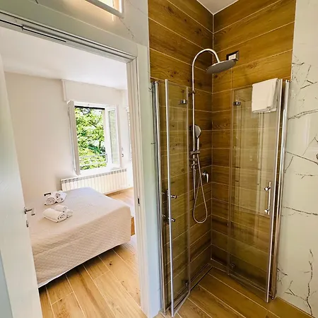 Rivers Retreat - Five Design