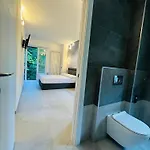 Rivers Retreat - Five Design Дом отдыха Лекко