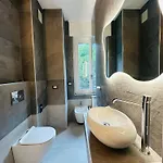 Rivers Retreat - Five Design