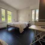 Rivers Retreat - Five Design *