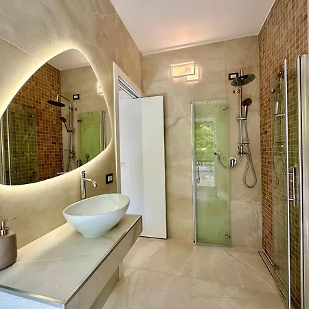 Rivers Retreat - Five Design * Lecco