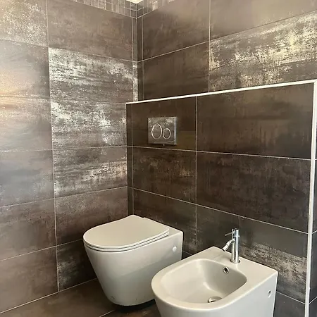 Rivers Retreat - Five Design Дом отдыха Лекко