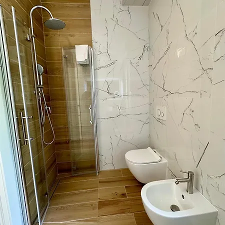 Rivers Retreat - Five Design * Lecco