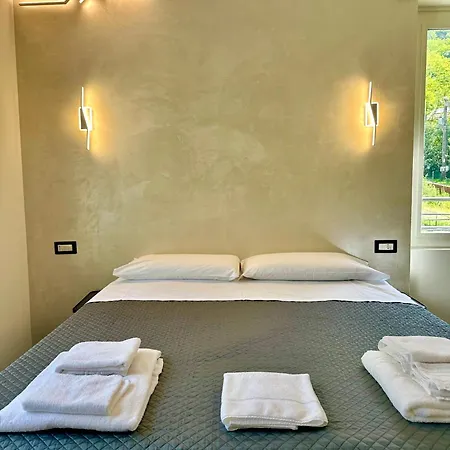 Rivers Retreat - Five Design