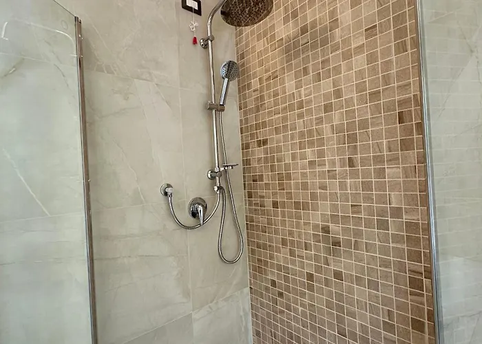 Rivers Retreat - Five Design *