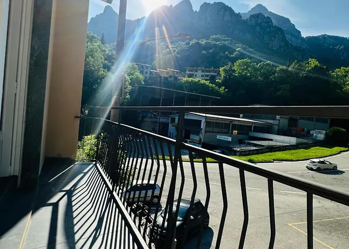 Rivers Retreat - Five Design * Lecco