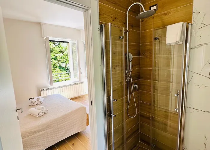 Rivers Retreat - Five Design