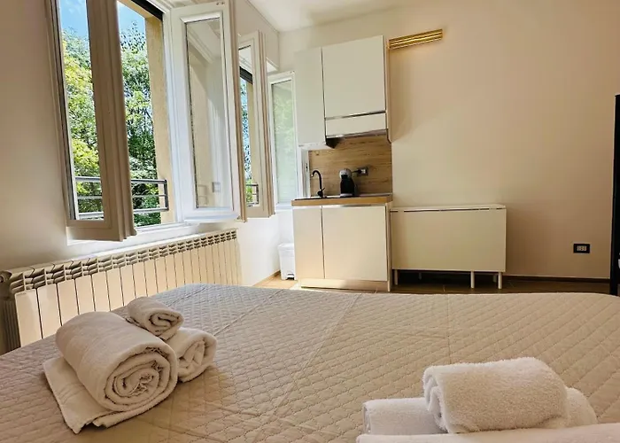 Rivers Retreat - Five Design * Lecco