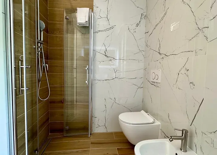 Rivers Retreat - Five Design